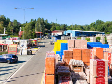 Prodejna stavebnin Stamont v Náchodě
